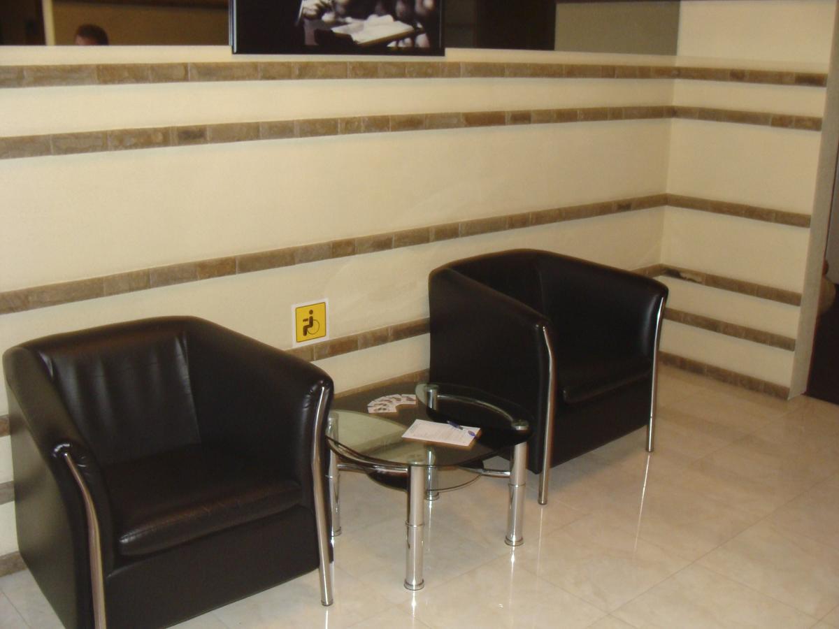 Bilyj Rojal Hotel Zaporizhia Exterior foto